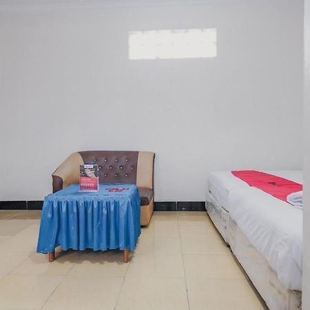 Reddoorz Syariah Near Kebun Raya Liwa Hotel Negarabatin Kültér fotó