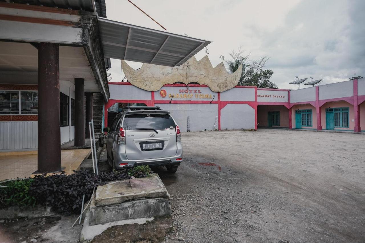 Reddoorz Syariah Near Kebun Raya Liwa Hotel Negarabatin Kültér fotó
